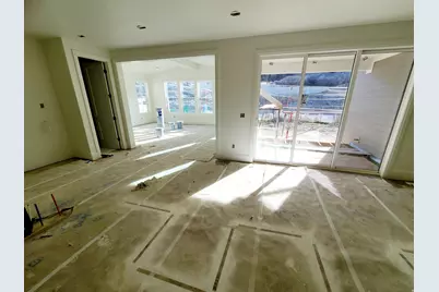 7627 S Primaverii Ct, Cottonwood Heights, UT 84121 - Photo 3