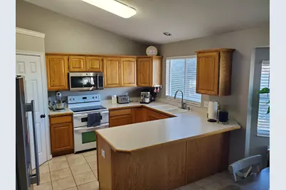 4061 S 2175 W, Roy, UT 84067 - Photo 5