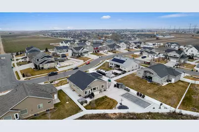 621 S Sugar Pine Dr, Layton, UT 84041 - Photo 35