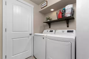 621 S Sugar Pine Dr, Layton, UT 84041 - Photo 27