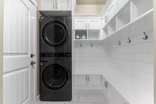 621 S Sugar Pine Dr, Layton, UT 84041 - Photo 13