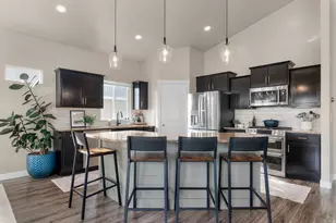 621 S Sugar Pine Dr, Layton, UT 84041 - Photo 5