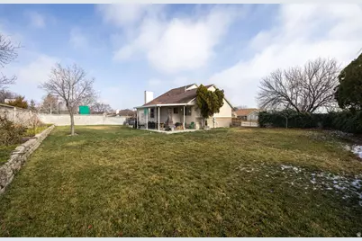 9766 S Pendleton Way, South Jordan, UT 84095 - Photo 31