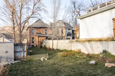 129 W 400 N, Salt Lake City, UT 84103 - Photo 27