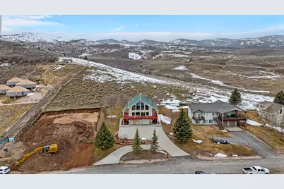 792 S Spruce Dr S, Garden City, UT 84028 - Photo 57