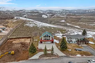 792 S Spruce Dr S, Garden City, UT 84028 - Photo 57