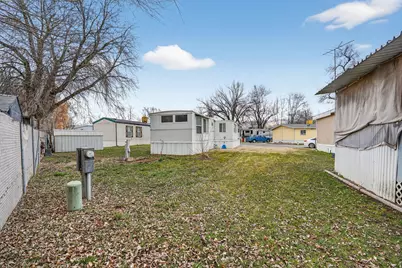 24 Grover St, Layton, UT 84041 - Photo 5