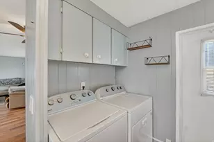 24 Grover St, Layton, UT 84041 - Photo 9