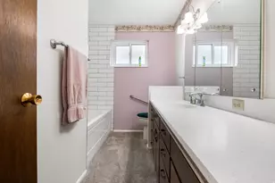 1515 N 1830 W, Provo, UT 84604 - Photo 7