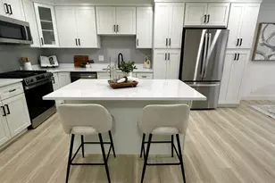 3566 E Wasatch Hills Ln, Salt Lake City, UT 84121 - Photo 7