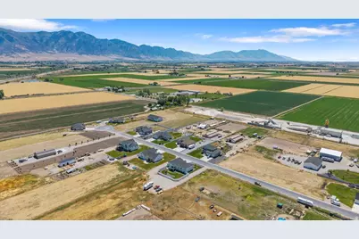 6710 W 10125 N, Tremonton, UT 84337 - Photo 5