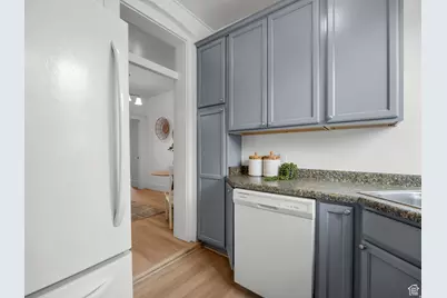 111 S 600 E #7, Salt Lake City, UT 84102 - Photo 9