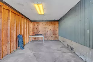 289 W 400 S, Kaysville, UT 84037 - Photo 17