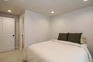 2061 N Chianti St W, Saratoga Springs, UT 84045 - Photo 31