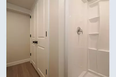 2061 N Chianti St W, Saratoga Springs, UT 84045 - Photo 33