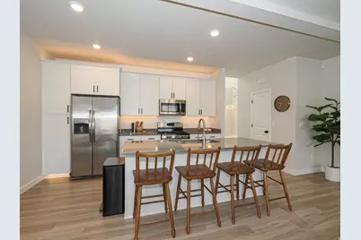 2061 N Chianti St W, Saratoga Springs, UT 84045 - Photo 9