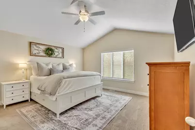 7956 S Farm House Ln, Midvale, UT 84047 - Photo 11