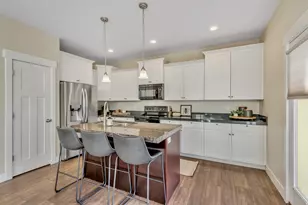 7956 S Farm House Ln, Midvale, UT 84047 - Photo 7