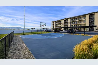 1700 S Sandhill Rd #F401, Orem, UT 84058 - Photo 13