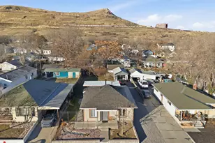 2864 S 9050 W, Magna, UT 84044 - Photo 33