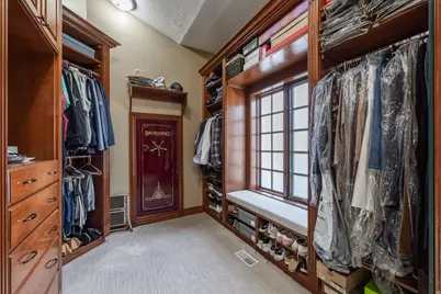 986 E Wheeler Farm Cv, Salt Lake City, UT 84121 - Photo 31