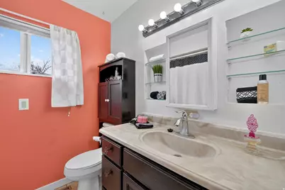 670 E 400 S, Payson, UT 84651 - Photo 9