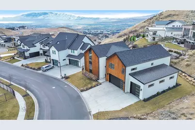 4945 N Vialetto Way, Lehi, UT 84043 - Photo 3