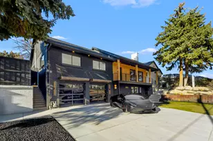 1975 E Gunderson Ln, Holladay, UT 84124 - Photo 3