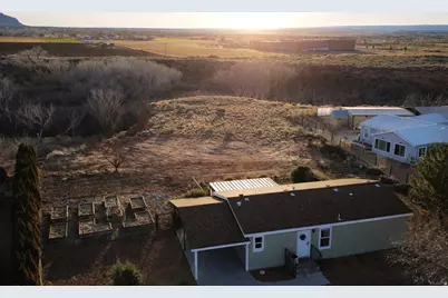 1215 Kane Dr, Kanab, UT 84741 - Photo 1