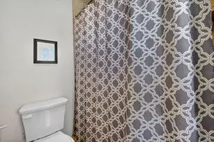 214 S Larkin Ln W, Kaysville, UT 84037 - Photo 11