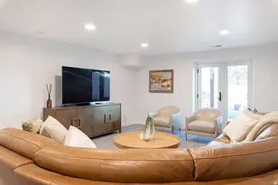 1154 E Parkstone Dr, Draper, UT 84020 - Photo 17