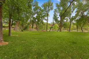 98 Bridge Rd, Rockville, UT 84763 - Photo 57