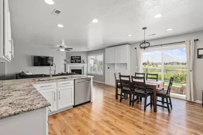 1417 S 1100 W, Springville, UT 84663 - Photo 9