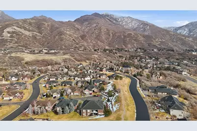 5538 S Elderberry Ct, Ogden, UT 84403 - Photo 41