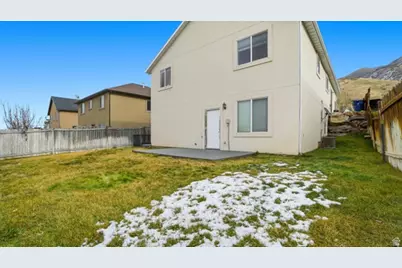 97 N Oh Henry St, Santaquin, UT 84655 - Photo 11