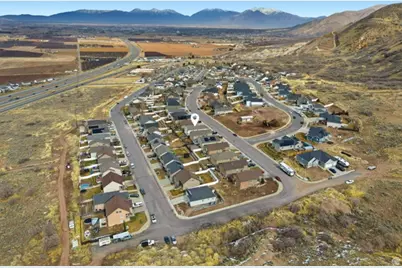 97 N Oh Henry St, Santaquin, UT 84655 - Photo 13