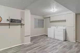 6587 S 1570 E, Murray, UT 84121 - Photo 31