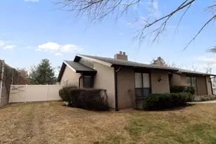 6587 S 1570 E, Murray, UT 84121 - Photo 37