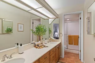 6587 S 1570 E, Murray, UT 84121 - Photo 13