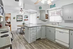 4102 Edgehill Dr, Ogden, UT 84403 - Photo 9