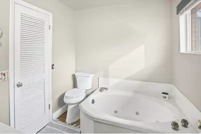 4102 Edgehill Dr, Ogden, UT 84403 - Photo 13