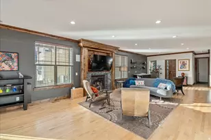 1054 E 200 S, Salt Lake City, UT 84102 - Photo 11