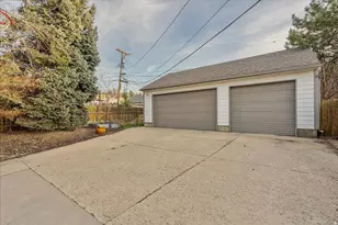 1054 E 200 S, Salt Lake City, UT 84102 - Photo 51