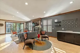 1054 E 200 S, Salt Lake City, UT 84102 - Photo 5