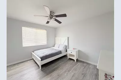 6614 W King Valley Dr S, West Valley, UT 84128 - Photo 9