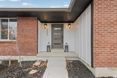 6607 S 2300 E, Cottonwood Heights, UT 84121 - Photo 3