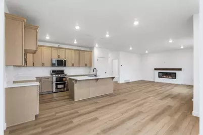 653 N Plainsman Dr, Spanish Fork, UT 84660 - Photo 7