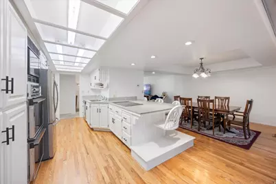 285 N Three Fountains Dr E, Provo, UT 84604 - Photo 5