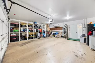 285 N Three Fountains Dr E, Provo, UT 84604 - Photo 29