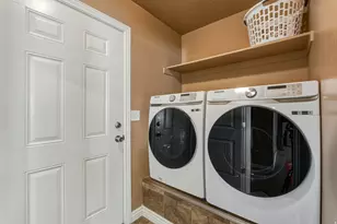 310 S Heritage Dr, Vernal, UT 84078 - Photo 13